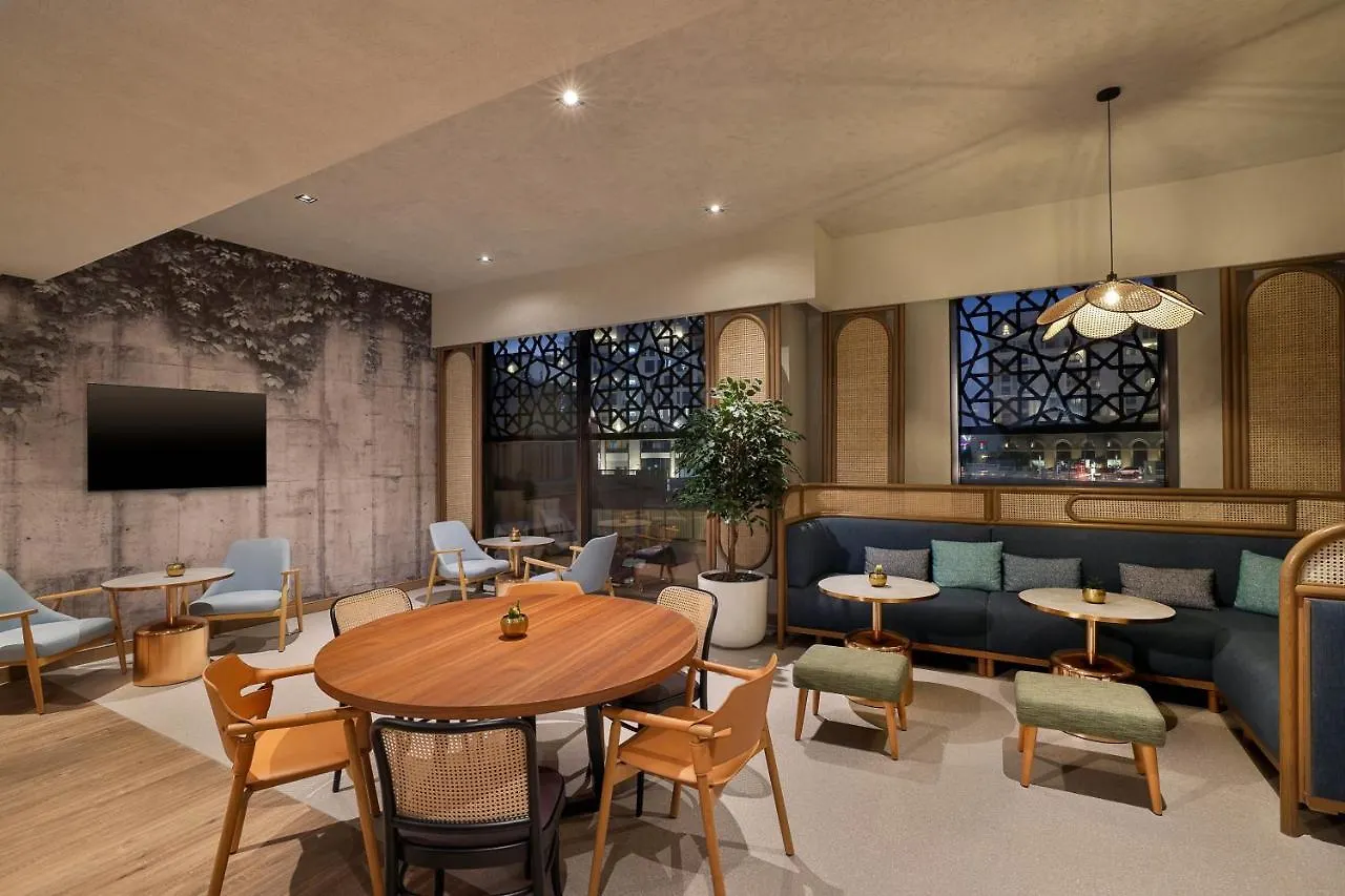 Courtyard By Marriott Culture Village, דובאי 4*,  איחוד האמירויות הערביות