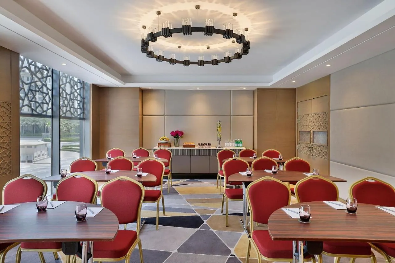 Courtyard By Marriott Culture Village, דובאי