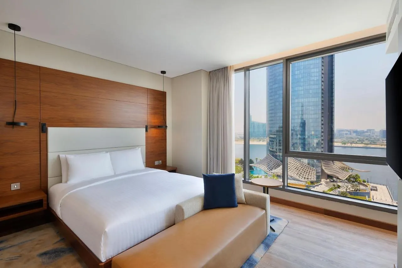 מלון Courtyard By Marriott Culture Village, דובאי