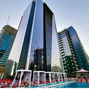 Canal Business Bay מלון